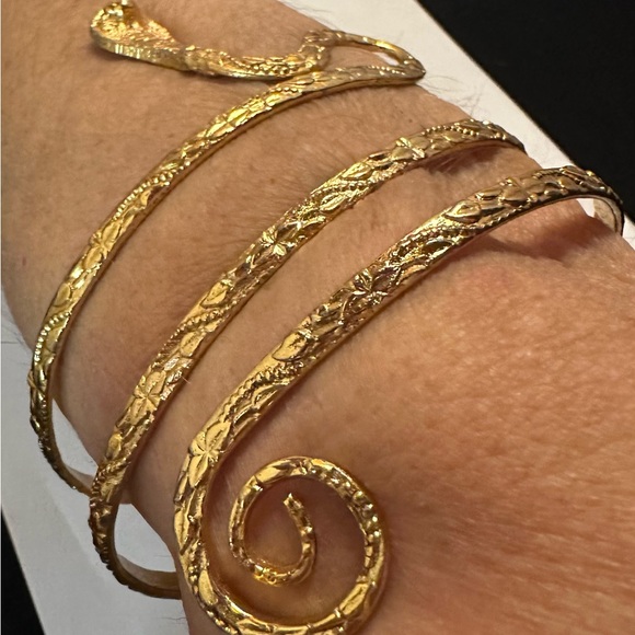 Egyptian style gold tone, snake arm band - Picture 1 of 7